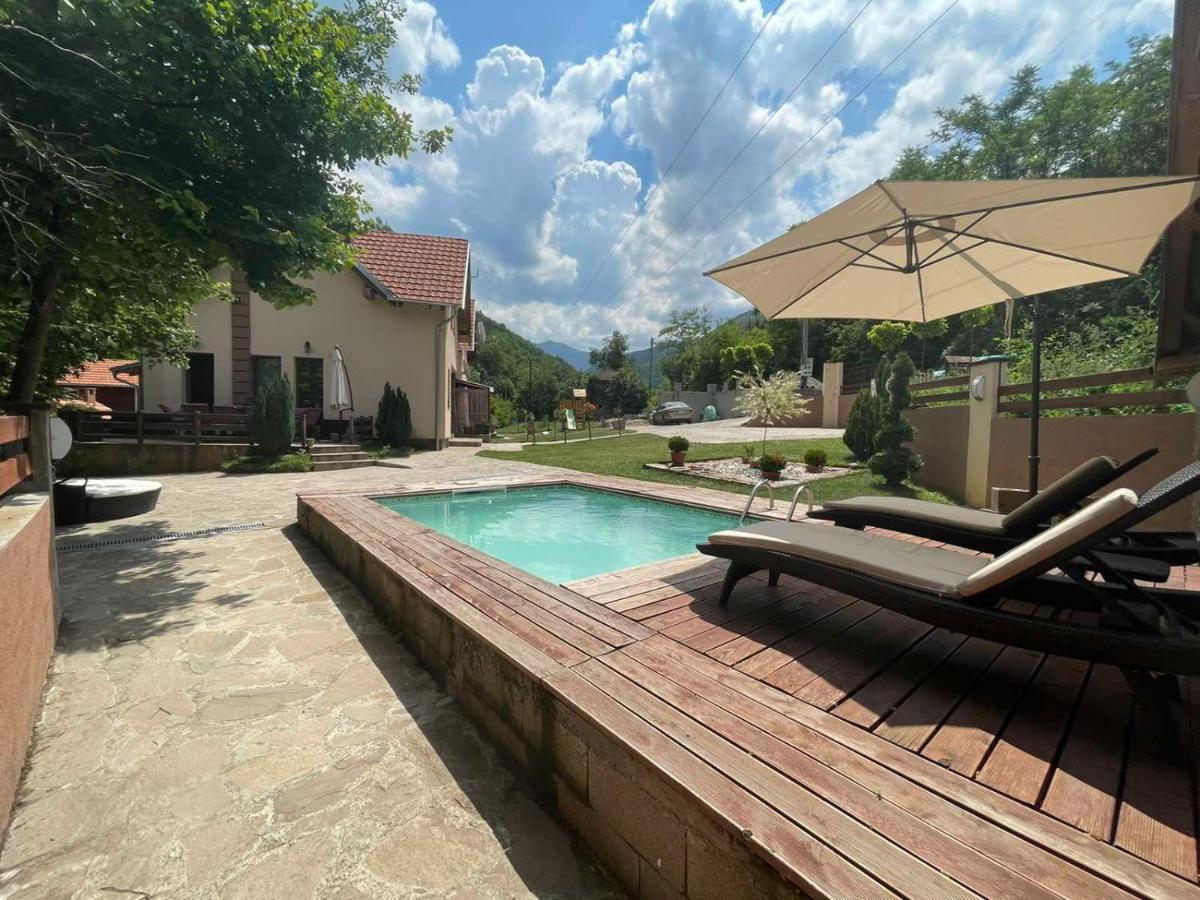 Lodge Zeleni Svet Crni Vrh Bagian luar foto