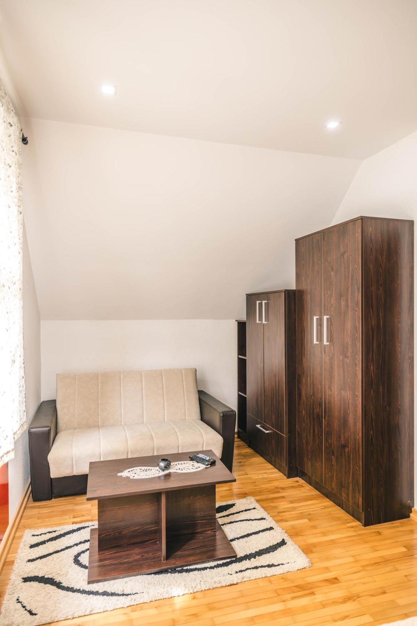 Lodge Zeleni Svet Crni Vrh Bagian luar foto
